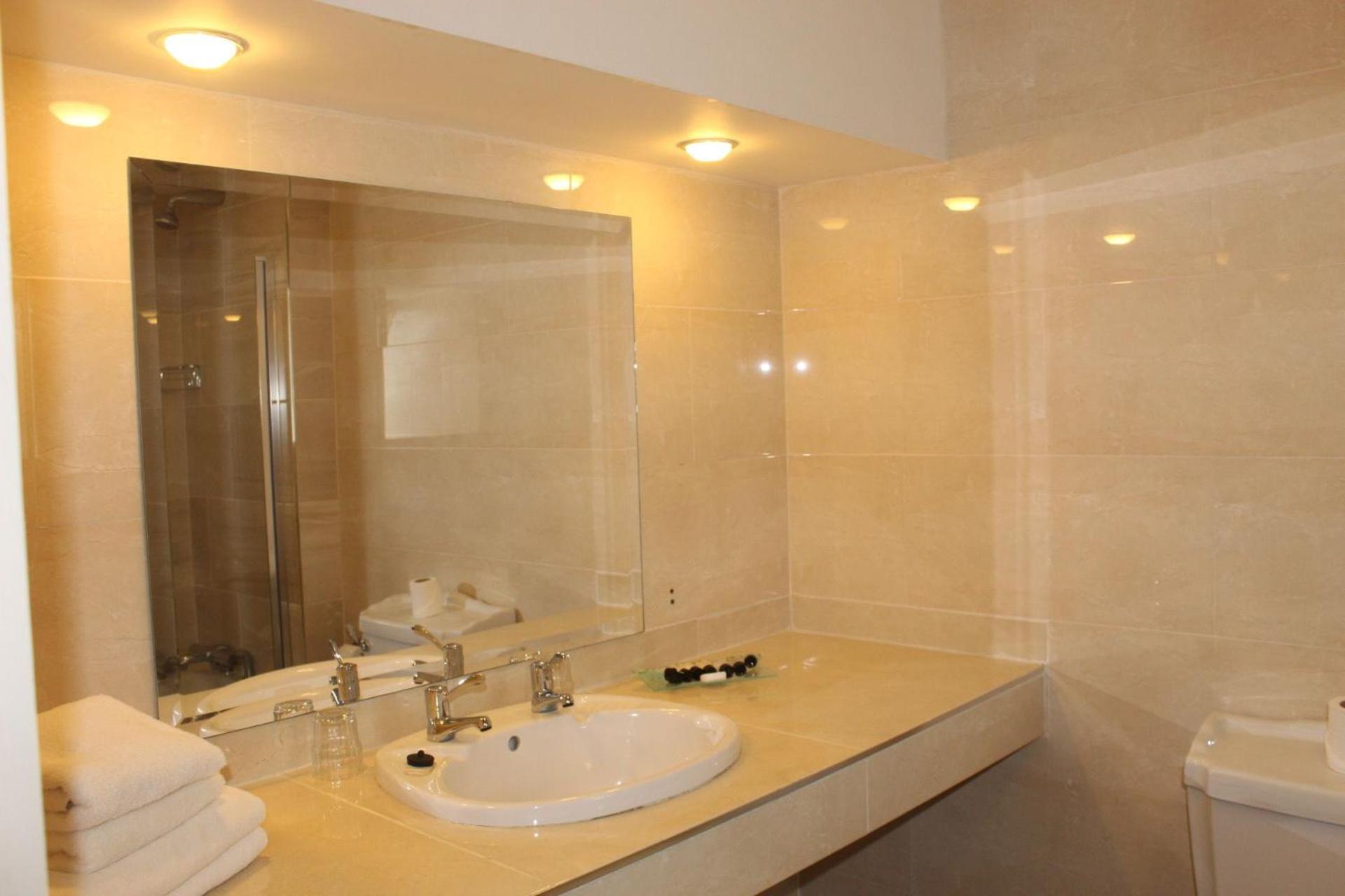 Aran View Country House And Lodge Дулин Экстерьер фото